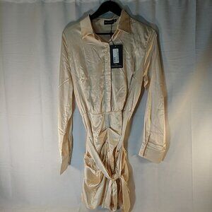 Pretty Little Things Champagne Satin Ruched Shirt Dress Womens US 8 NEW NWT Belt